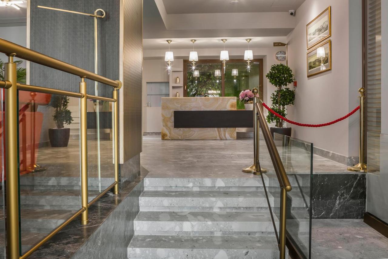 Royalty Hotel Athens Exterior photo